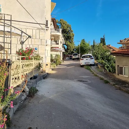 House Vesela וילה בלצ'יק